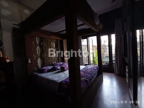 image DIJUAL RUMAH 2 LANTAI LOKASI STRATEGIS RENON (6)