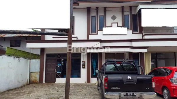 image RUMAH DI JLN. MT. HARYONO (1)