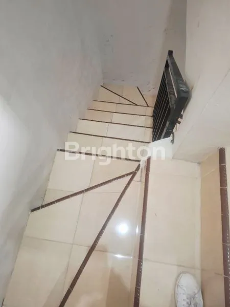 image RUMAH SIAP PAKAI DI GENTAN SOLO (6)