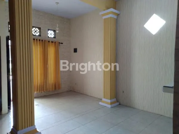 image RUMAH HOOK 2 LANTAI SIAP DI HUNI, RUMAH RENOVASI TEMPAT STRATEGIS (8)