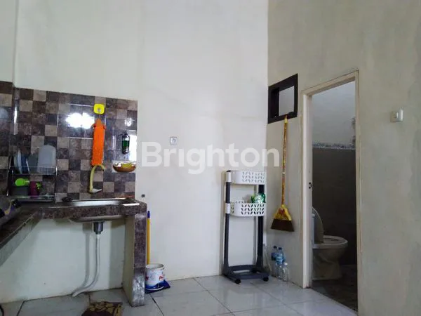 image RUMAH HOOK 2 LANTAI SIAP DI HUNI, RUMAH RENOVASI TEMPAT STRATEGIS (1)