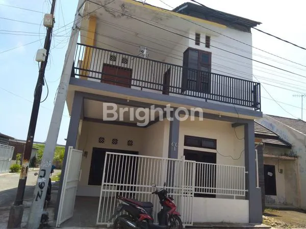 image RUMAH HOOK 2 LANTAI SIAP DI HUNI, RUMAH RENOVASI TEMPAT STRATEGIS (6)
