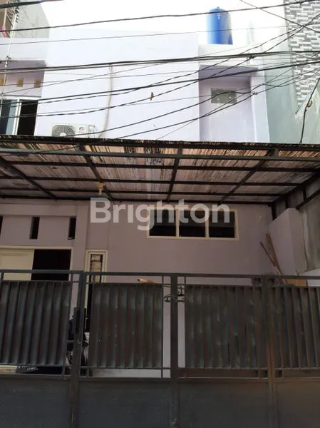 image LOKASI STRATEGIS, COCOK UNTUK KOS DI TANJUNG DUREN UTARA, JAKARTA BARAT (1)