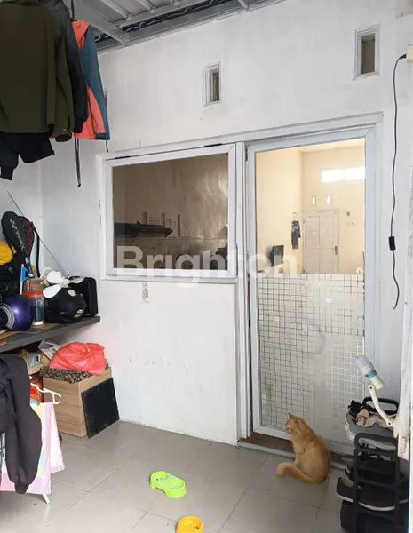 image RUMAH CANTIK SIAP HUNI LOKASI STRATEGIS DI TULUNG AGUNG (6)