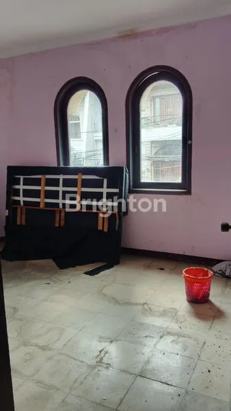 image RUMAH SANGAT LUAS DI DURI KEPA (6)