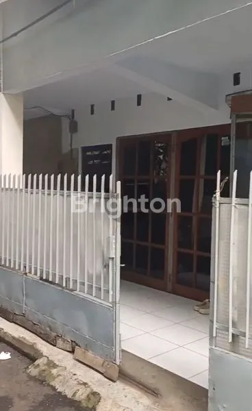 image RUMAH TUA 2 LANTAI, COCOK UNTUK KOS DI TANJUNG DUREN (1)