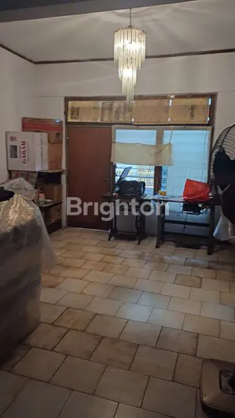 image RUMAH TUA 2 LANTAI, COCOK UNTUK KOS DI TANJUNG DUREN (2)