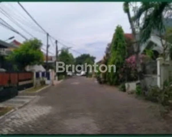 image TANAH BENTUK KOTAK, LOKASI DARI JALAN UTAMA KE LOKASI MINIMAL 3 MOBIL LONGGAR (2)