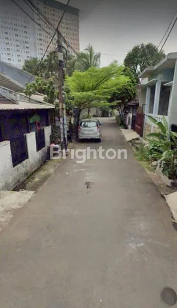 image RUMAH STRATEGIS DI SERUA, TANGERANG (4)