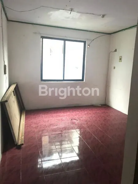 image RUMAH KECIL 3 LANTAI DI SUNTER JAKARTA UTARA (2)