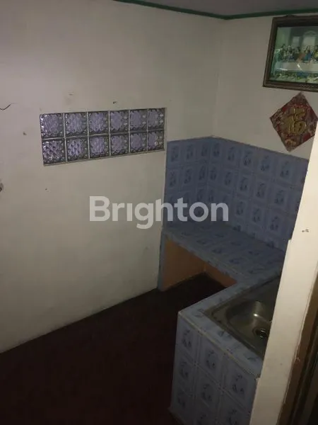 image RUMAH KECIL 3 LANTAI DI SUNTER JAKARTA UTARA (4)