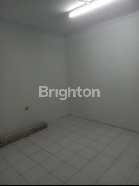 image RUKO SANGAT STRATEGIS DAN POTENSIAL UNTUK KANTOR DAN WIRAUSAHA (5)