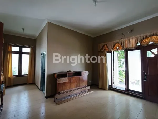 image RUMAH 2 LANTAI SIAP HUNI AREA BUKITSARI NGESREP SEMARANG (1)