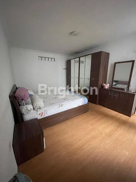 image RUMAH STRATEGIS 2 LANTAI ADA RUANG UNTUK USAHA SUPRIYADI RAYA (7)