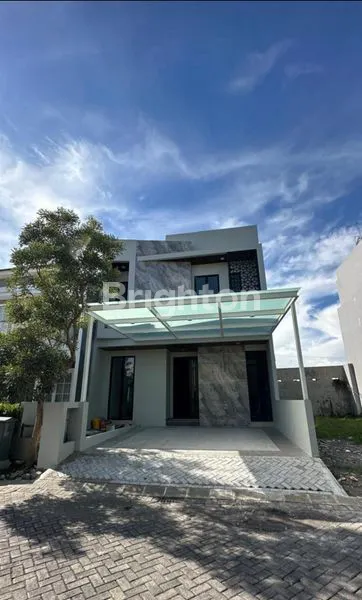 image RUMAH BARU 2LANTAI MOCCA VRBANA DIAN ISTANA WIYUNG SURABAYA (1)