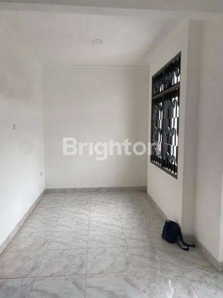 image DI JUAL CEPAT RUMAH BARU RENOVASI CITRA 2 CENGKARENG (3)