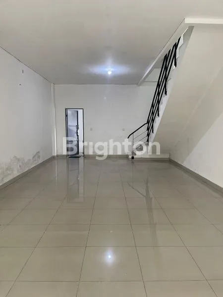 image RUKO STRATEGIS 3 LANTAI DI BOULEVARD TEKNO BSD – SIAP PAKAI! (2)