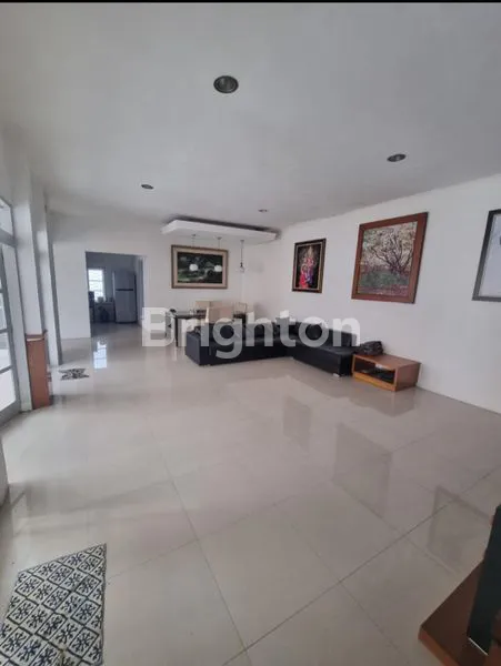 image RUMAH MEWAH KONTEMPORER CIAMIS (4)