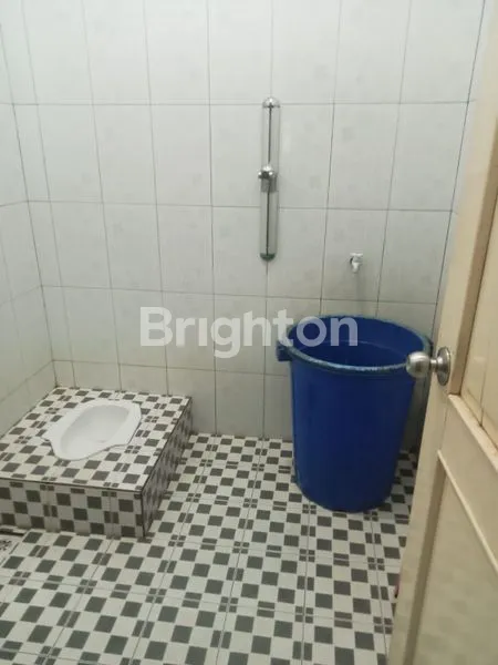 image RUMAH DENGAN SELUAS 463M² DI DEKAT WISATA PANTAI (4)