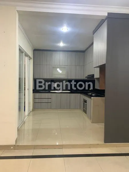 image RUMAH MEWAH PIK 1 JALAN ROME, JAKARTA UTARA, SIAP HUNI 3KT (3)