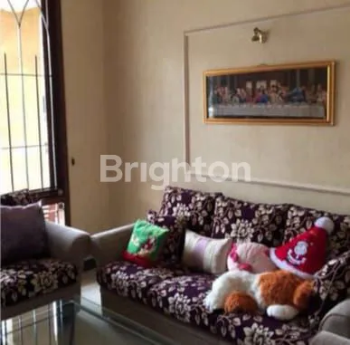 image RUMAH MEWAH 2 LANTAI KOMPLEK ELIT DHARMAHUSADA DEKAT RS UNAIR (8)