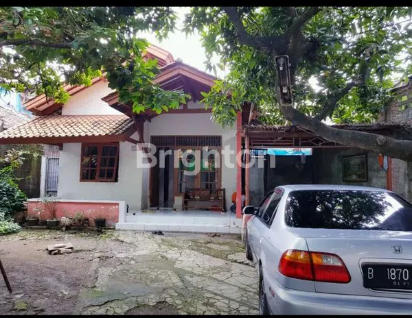 image RUMAH NYAMAN DI CONDET JAKARTA TIMUR (3)