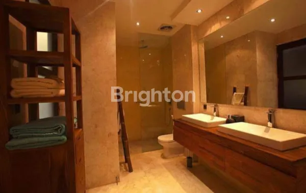 image RUMAH MEWAH FULL FURNISHED (6)