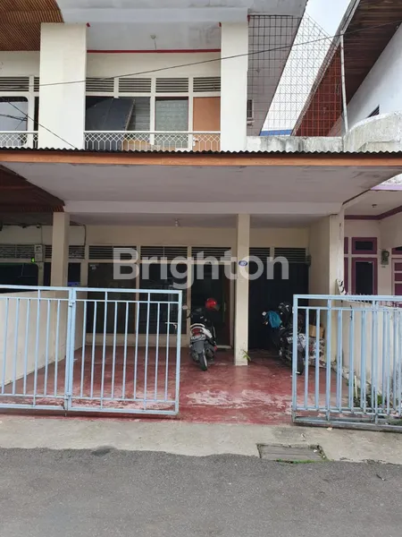 image RUMAH 2 LANTAI DI LOKASI STRATEGIS JL. GAJAH MADA, PONTIANAK (1)