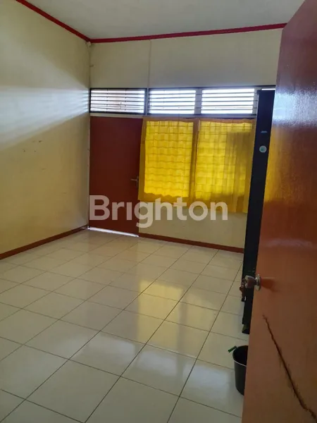 image RUMAH 2 LANTAI DI LOKASI STRATEGIS JL. GAJAH MADA, PONTIANAK (3)