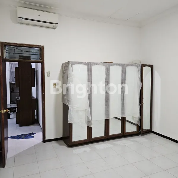 image RUMAH DI JALAN DHARMAHUSADA INDAH SURABAYA (6)