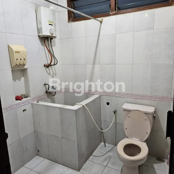 image RUMAH DI JALAN DHARMAHUSADA INDAH SURABAYA (7)