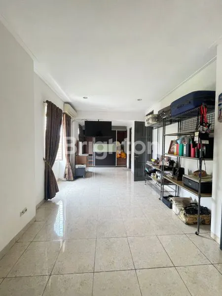 image RUMAH CANTIK SEMI FURNISH DI GADING PARK VIEW KELAPA GADING (6)