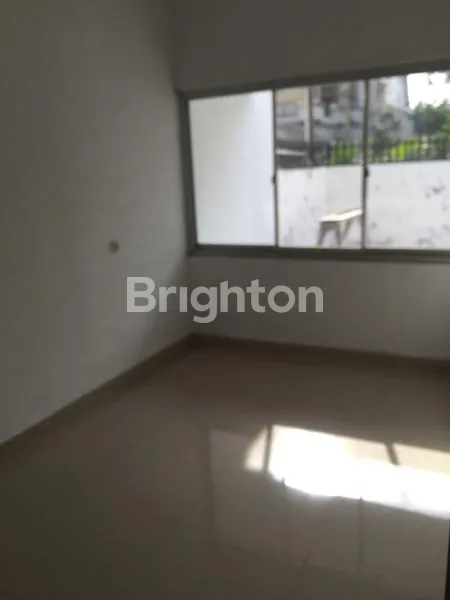 image DISEWA RUMAH STRATEGIS TANJUNG DUREN (3)