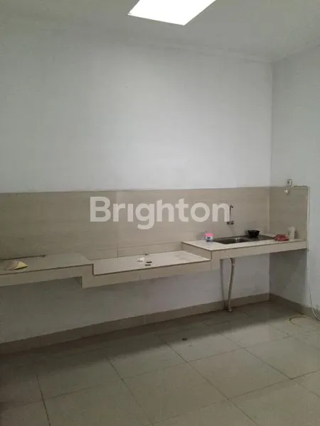 image DISEWA RUMAH STRATEGIS TANJUNG DUREN (1)