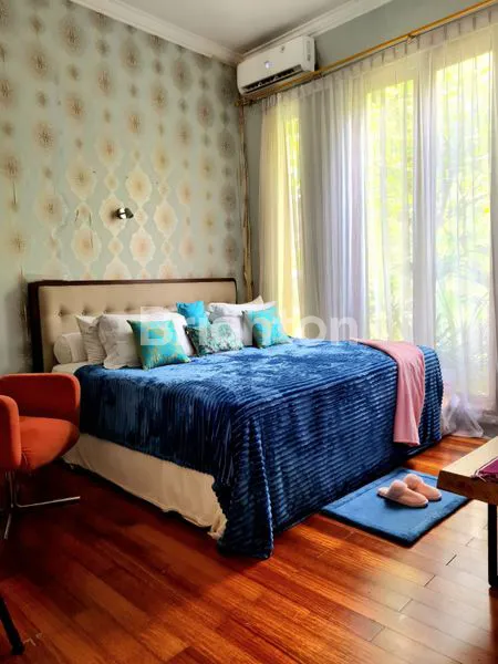 image RUMAH MEWAH FULLY-FURNISHED DI ALAM SUTERA, SERPONG, TANGERANG SELATAN (6)