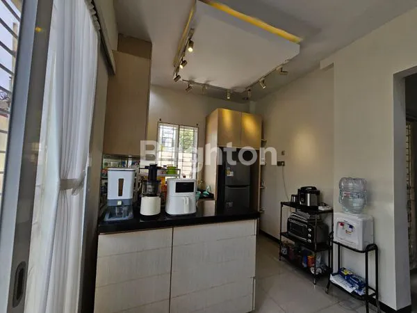 image PORIS PARADISE (3)