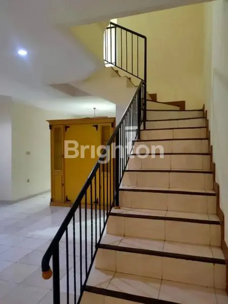 image RUMAH RAPI DI KELAPA GADING (2)