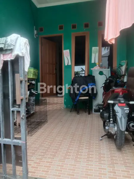 image RUMAH CANTIK 2 KT SIAP HUNI DI CISAUK, DEKAT STASIUN & TOL SERBARAJA (3)