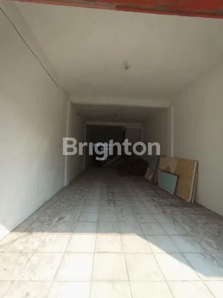 image DISEWAKAN RUKO 3 LANTAI ADA DUA UNIT DI WIJAYAKUSUMA JELAMBAR (2)