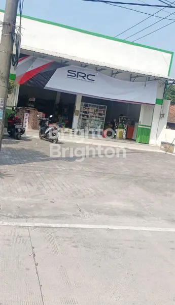 DIJUAL TOKO DAN GUDANG TEMPAT USAHA KAWASAN STRATEGIS PADAT PENDUDUK