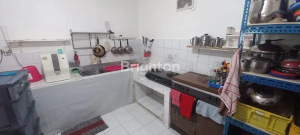 image RUMAH 2 LANTAI SEMI FURNISHED WILAYAH RAMAI UNTUK USAHA TANJUNG DUREN (7)