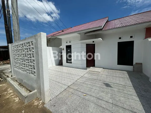 image DI JUAL RUMAH BARU SIAP HUNI FREE SEMUA BIAYA2 NYA (2)