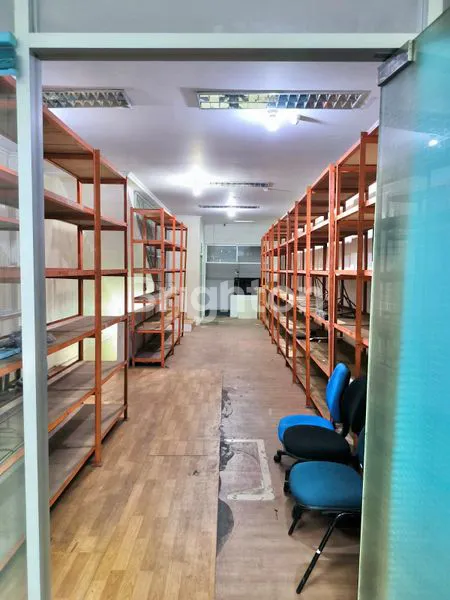 image RUKO 4 LANTAI TERAWAT SIAP HUNI DI MANGGA DUA RAYA (1)