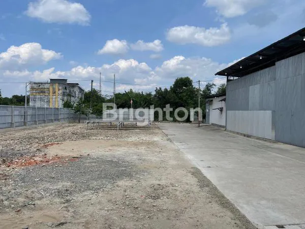 image DIJUAL TANAH PINGGIR JALAN MURAH SERTA BANGUNAN RUMAH DAN GUDANGNYA DI SAMBUTAN KOTA SAMARINDA (7)