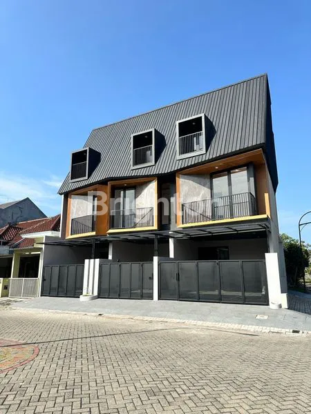 image THE CASUAL PURI MAS REGENCY  HUNIAN EKSKLUSIF SIAP HUNI – LIMITED ONLY 4 UNITS! ANGKAT KOPER LANGSUNG MASUK – COCOK UNTUK TINGGAL ATAU INVESTASI! (1)
