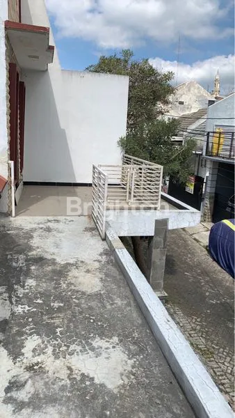 image RUMAH MURAH 2 LANTAI DI JOYO AGUNG KOTA MALANG (7)