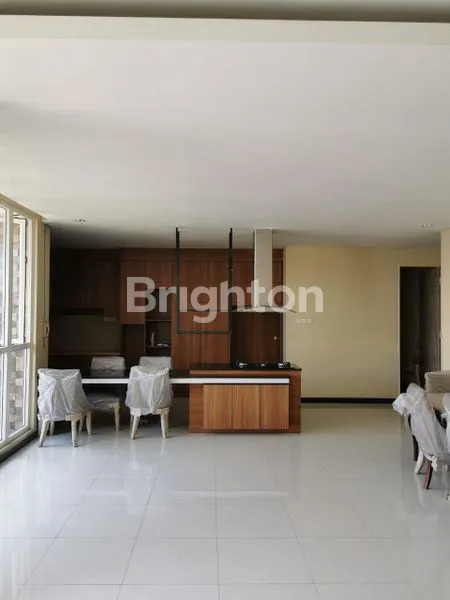 image RUKO MODERN 3 LANTAI DENGAN FASILITAS LIFT  DI DENPASAR BARAT, BALI (8)