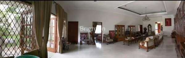 image RUMAH LUAS & ARTISTIK KONTRAKTOR PT. PARAMA DHARMA – HARGA 16,5M NEGO  (2)