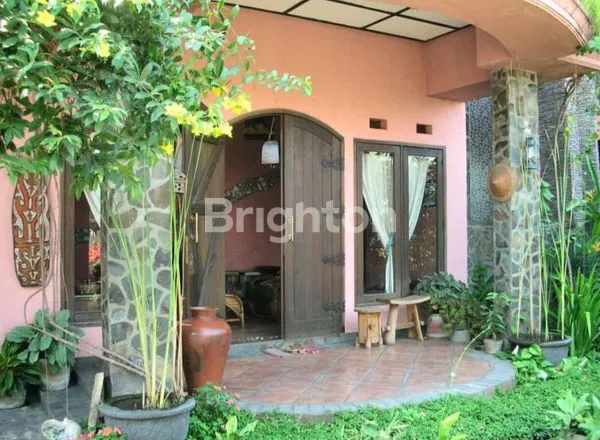 image RUMAH JOGLO SUPER ANTIQUE &FULL FURNISH JATI UKIRAN DI BEKASI. (4)