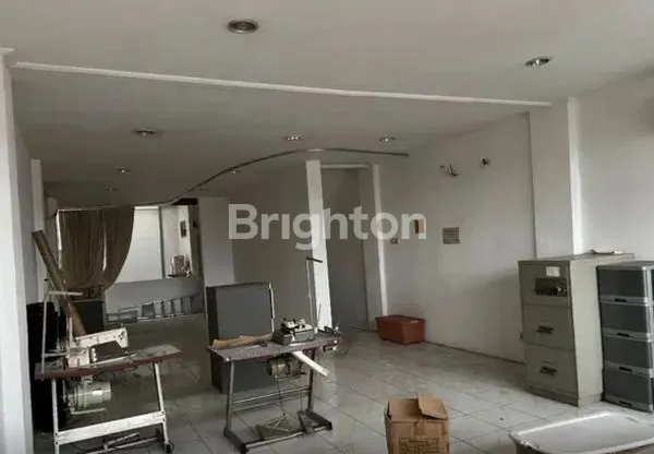 image RUKO DI AREA STRATEGIS JAKARTA PUAST (6)